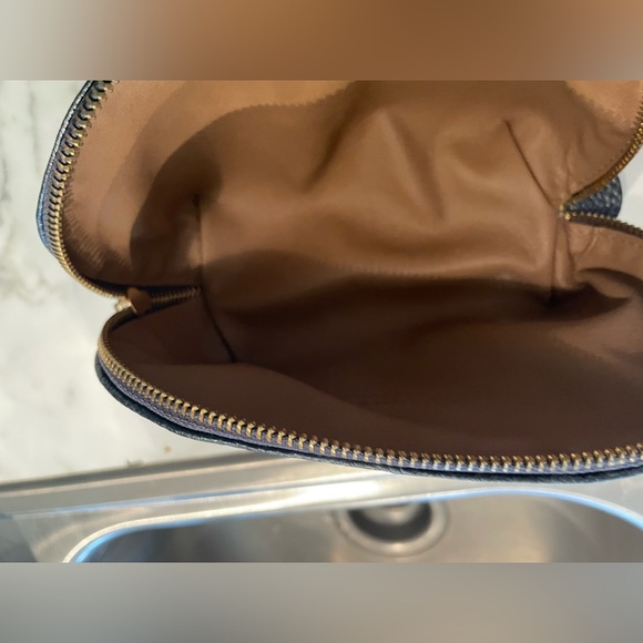 Cuyana travel set - Picture 7 of 11